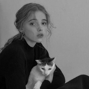 Meet your Posher, Pamela